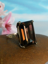 Phantastischer älterer Ring