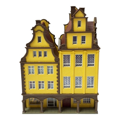 Spur vollmer haus - ·,