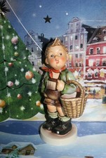 Goebel Hummelfigur „Dorfbub