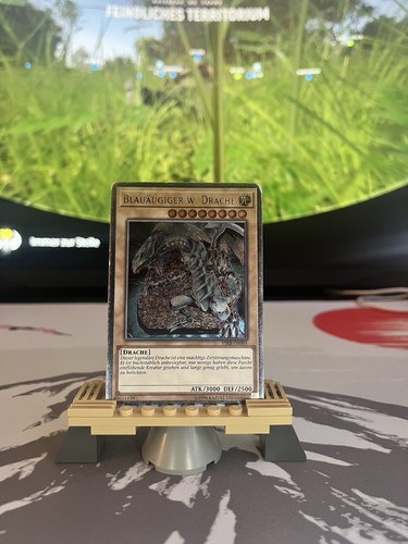 Blauäugiger weißer - yu-gi-oh,