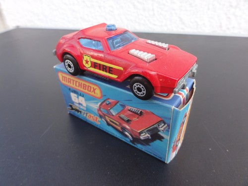 Matchbox superfast fire chief - matchbox,