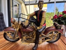 Großes Motorrad Harley