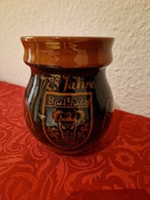 Handgefertigter kleiner Krug
