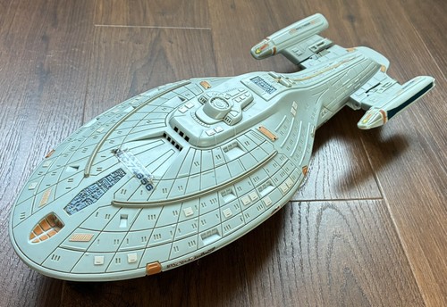Star trek voyager ncc - trek,