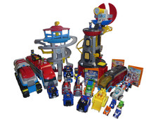 Paw Patrol Mighty Pups Zentrale m. 3 großen / 10 kleinen Fahrzeugen, 3x DVDs