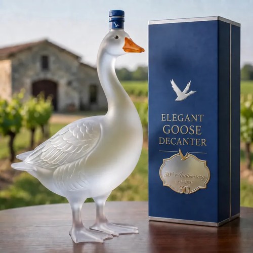 Sculpted grey goose glas - grey,