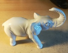 Elefanten aus Porzellan 9 cm hoch