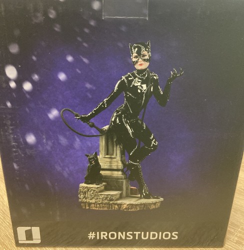 Batman returns catwoman art - batman,