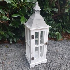 Große Laterne 56 cm weiß - Holzlaterne mit Metalldach - Vintage - Windlicht