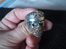 GEEEILER  ausgefallener Ring mit Schädel und Helmdesign Silber sehr schwer
