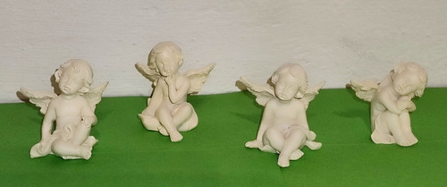 Kleine schutzengel sitzend - kleine,