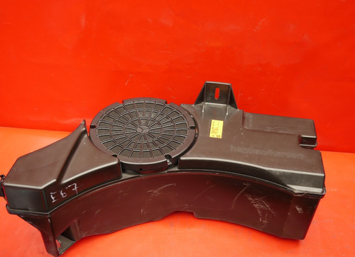 Mercedes w212 subwoofer - mercedes,