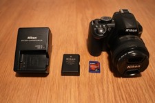 Nikon D3100 mit Nikon AF-S