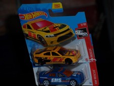 Hot Wheels '15 Dodge Charger SRT  2 x  Kartonversand 4,70 - 5,35 - 2,70 € +*