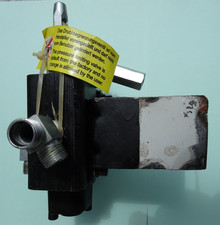 Hydraulisches Steuergerät Steuerventil für Stahlmann VLS8T-T Holzspalter. Neu