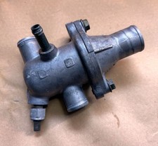 Suzuki SV650S(AV1111) Thermostat Gehäuse thermostat housing 1766219F02