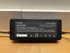 Shimano Steps EC-E6000 E Bike Ladegerät 4A 42V