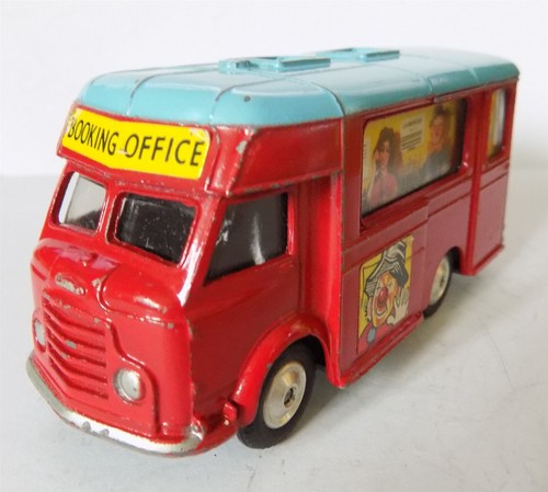 Corgi toys 426 - toys,