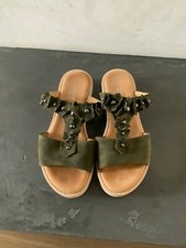 Gabor Pantoletten Grösse 5 1/2 in der Farbe Grün weite G