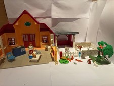 Playmobil Tierarztpraxis mit Tieren, Futter, einer Ärztin und Zubehör