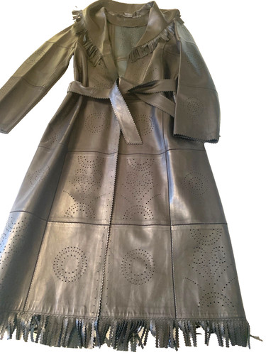 Luxus neu laurel - -, by