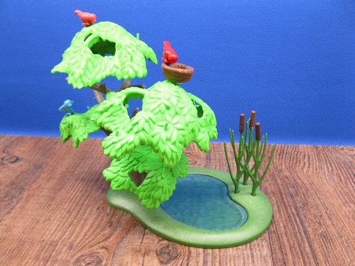 Teich mit baum vogelnest - teich,