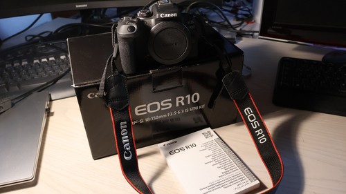 Canon eos r10 aps - canon, aps-c