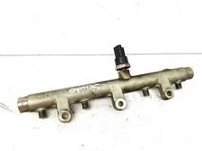 Fiat Scudo 222 Railrohr Rail Rohr Einspritzung Injektoren 9655182580 0281002592