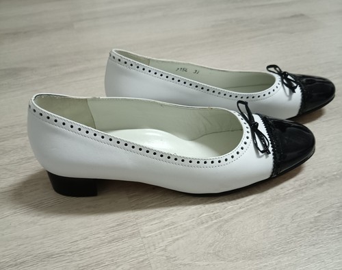 Vintage alexandria pumps - alexandria,