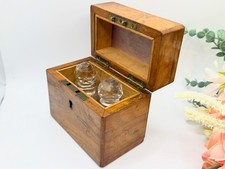 Antike viktorianische Walnuss Parfüm Flakon Box mit zwei Glasflaschen, Duftschatulle