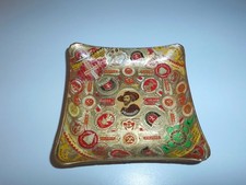 Aschenbecher mit Zigarren-