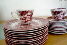 Grindley Staffordshire Kaffeeservice für 12 Personen in rot