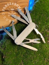 Victorinox Mini Champ White