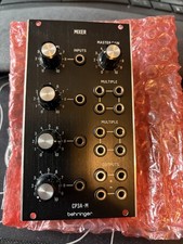 Behringer CP3A-M MIXER