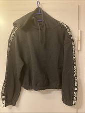 Tessentials Damen Kurz