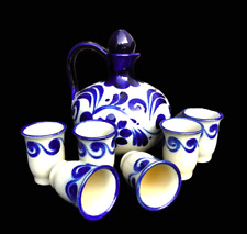 Karaffe und 6 Becher Keramik