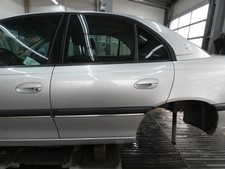 Tür hinten links Omega B Limo Starsilber metallic Z147