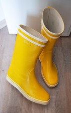 Gelbe kurze AIGLE Gummistiefel