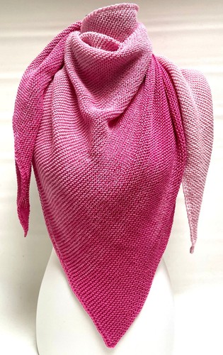 Handgestricktes tuch - handgestricktes,