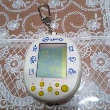 Bandai Tamagotchi Modell 1996 weiß Spielfunktion getestet gebraucht