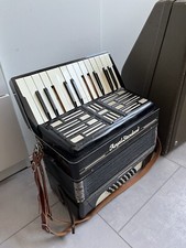 Akkordeon 40 Bass Royal Standard Reparaturbedürftig