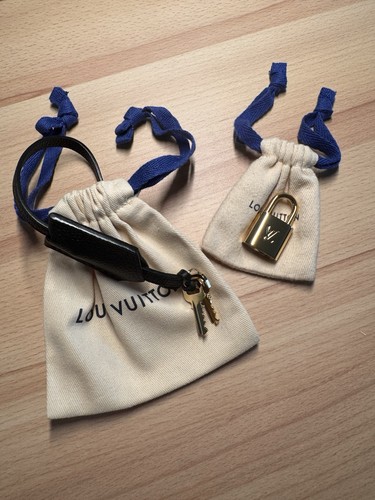 Louis vuitton - louis,