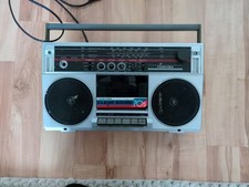 Altes Toshiba Radio mit
