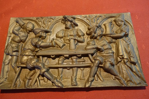 Wand relief aus bronze - aus,