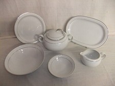 Winterling Bavaria - Modernes Bone China Geschirr, weiß mit Platinrand - 1B4C