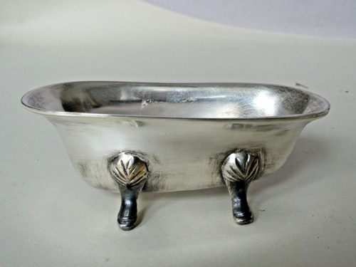 Uralte badewanne für die - uralte,