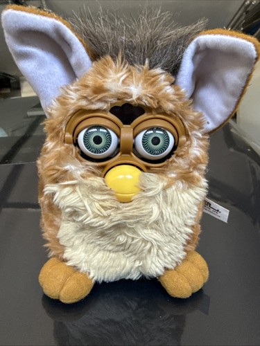 Furby baby babies giraffe - furby,