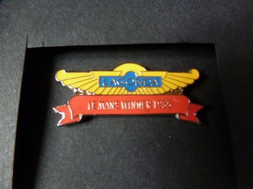 Pin badge auto - badge,