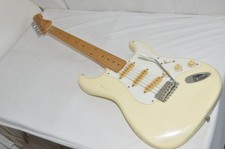 1980's Fender JAPAN Squier STRATOCASTER E681188 E-Gitarre Ref No 7239