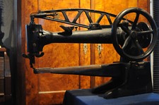 alte SINGER Sattler Nähmaschine - Leder - Schuster